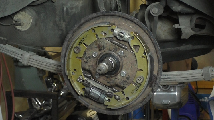 Image of a MGB Rear Brake Shoe Assembly